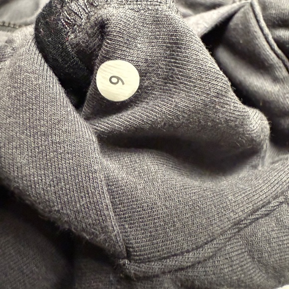 Dark Grey Lululemon Rejuvenate Puffer Jacket Size 6 - Picture 3 of 8